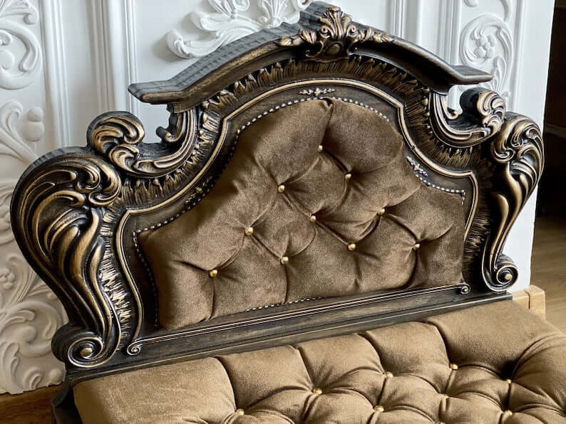 Luxury Carved Wood Baroque Oak Pet Bed, Quilted Velvet - supdog